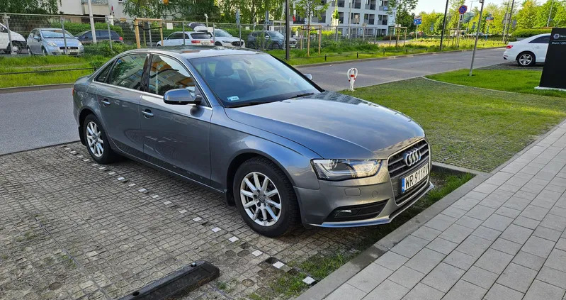 audi warszawa Audi A4 cena 54900 przebieg: 142000, rok produkcji 2013 z Warszawa